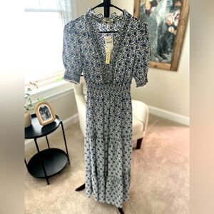 Beautiful Max Studio Dress.  Size xs